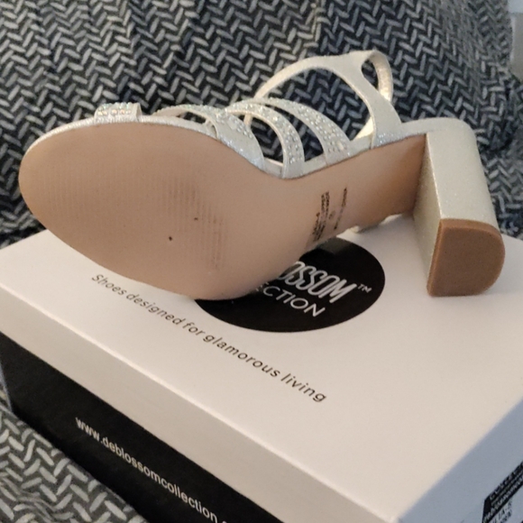 Prom Sandals 6.5 NIB - Picture 4 of 5
